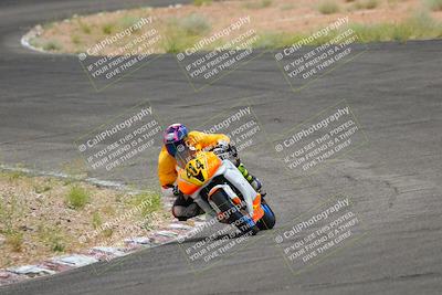 media/Jun-04-2022-WERA (Sat) [[b852bbbd55]]/Race 8 Superbike Expert Novice V7 HW/